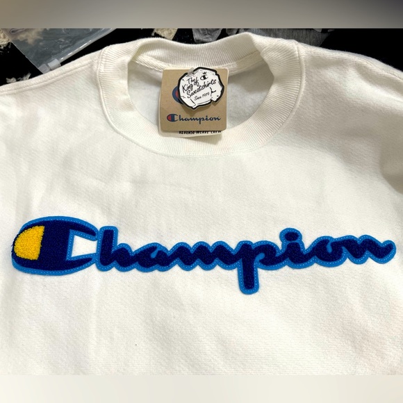 NWT Unisex Size Medium Champion Reserve Weave Chenille Logo Print Sweater White - Picture 7 of 13